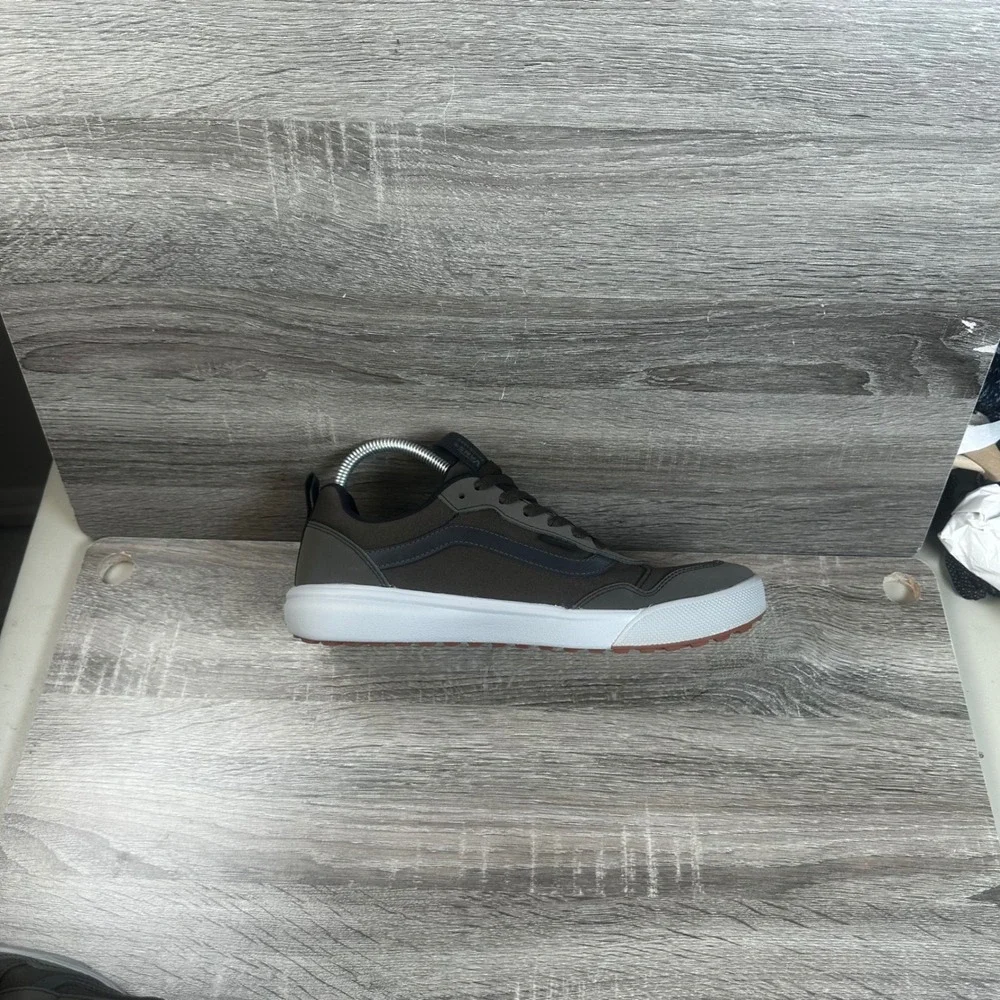 Vans range exp